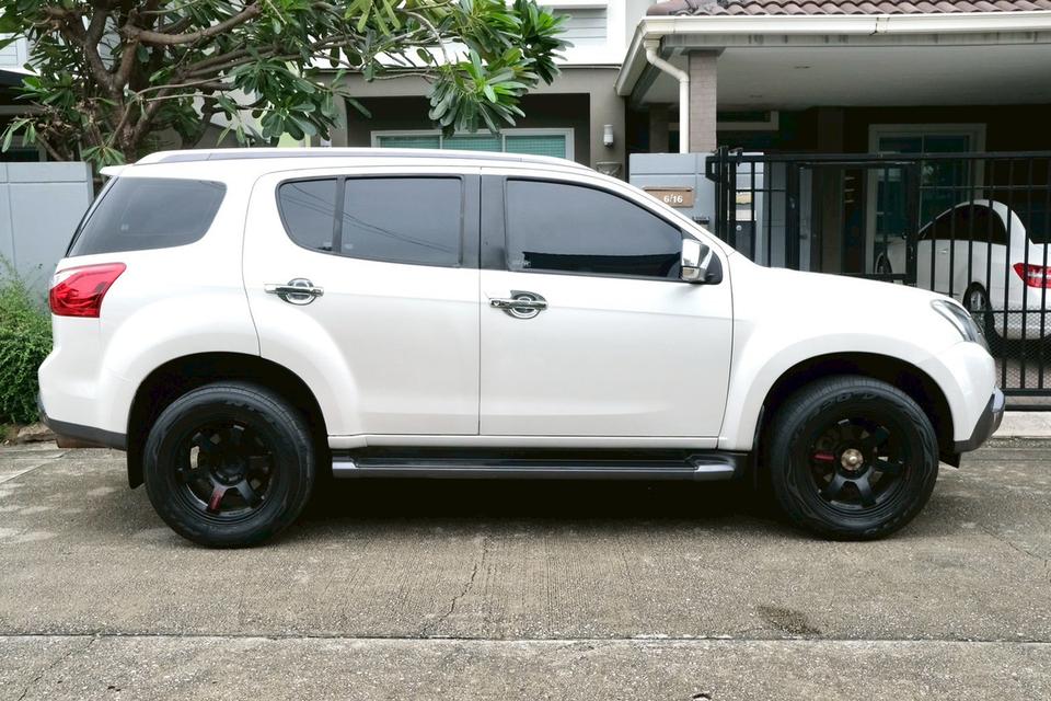 Isuzu Mu-x 3.0 DVD Navi 4WD ปี2014 สีขาว 12