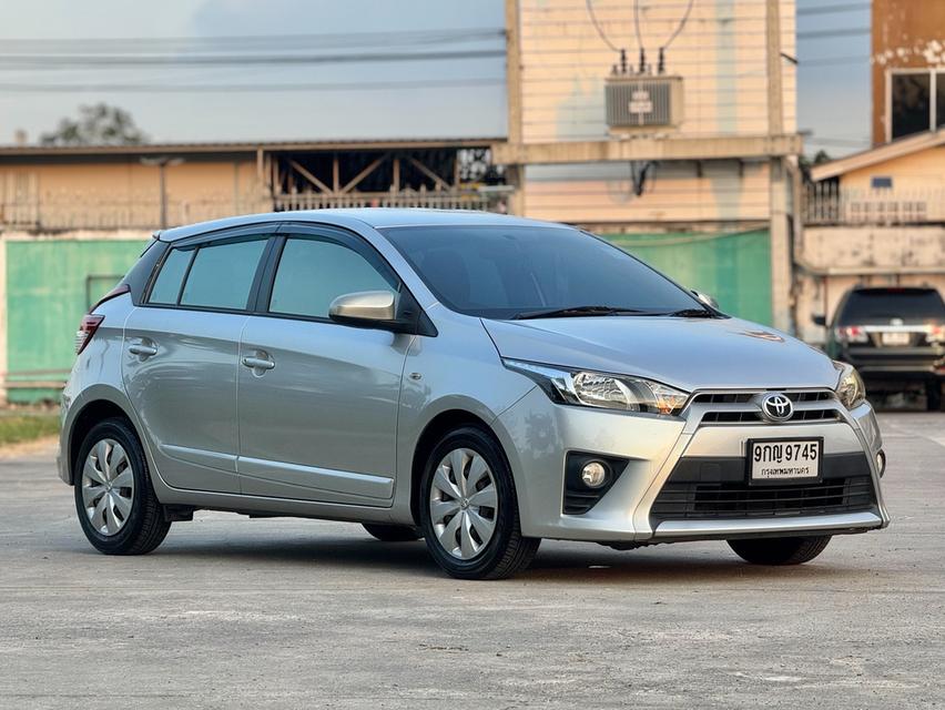 TOYOTA NEW YARIS 1.2E Y 2015