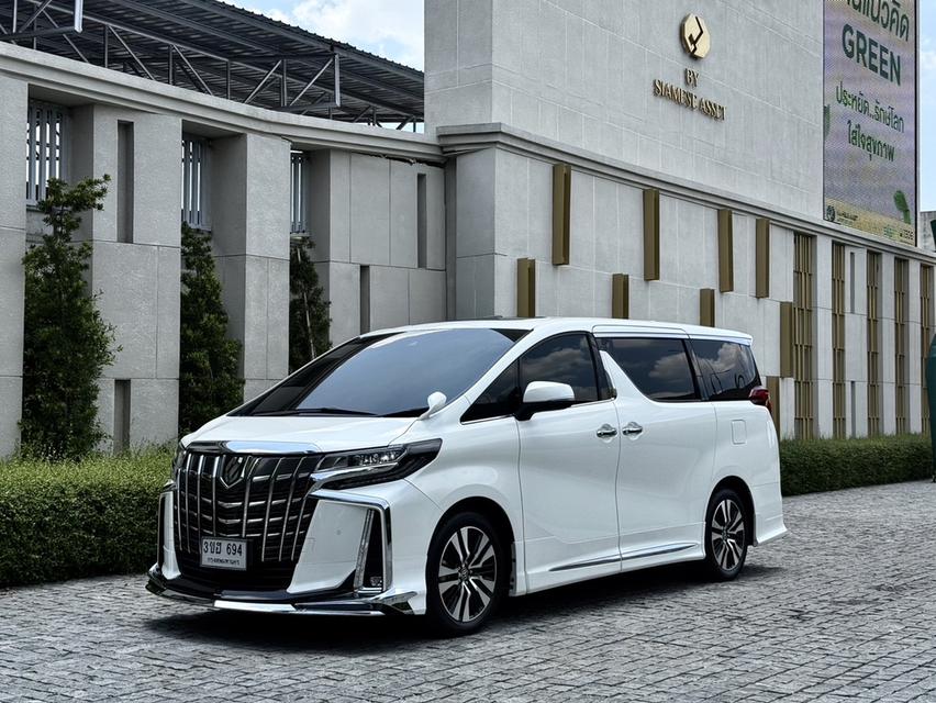 รหัสรถ AP694 TOYOTA ALPHARD 2.5 SC Package ปี 2022  สีขาว เบนซิน