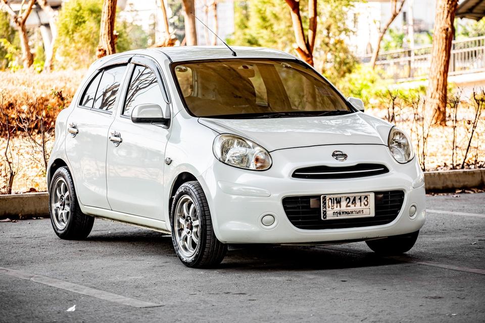 Nissan March 1.2 VL Top ปี 2011 สีขาว เกียร์ Auto 3