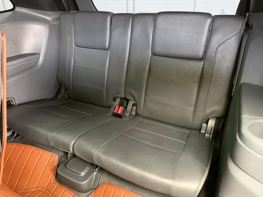 ปี 2017 FORD EVEREST, 2.2 TITANIUM PLUSโฉม ปี15-22 สีเทา เกียร์ออโต้ 6 สปีด เครื่องดีเซล รูปที่ 9