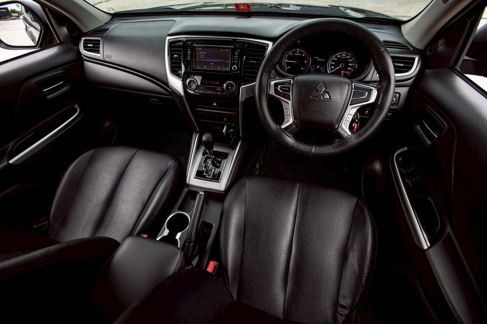 Mitsubishi Triton 2.4GT ปี19 12