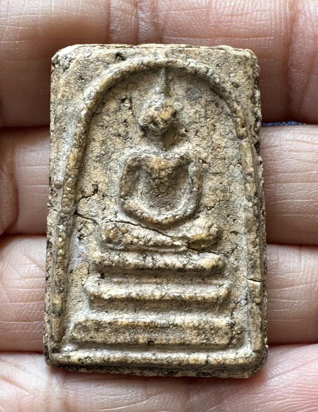 พระสมเด็จพิมพ์ใหญ่เนื้อก้นครก พระหักซ่อมเดิม