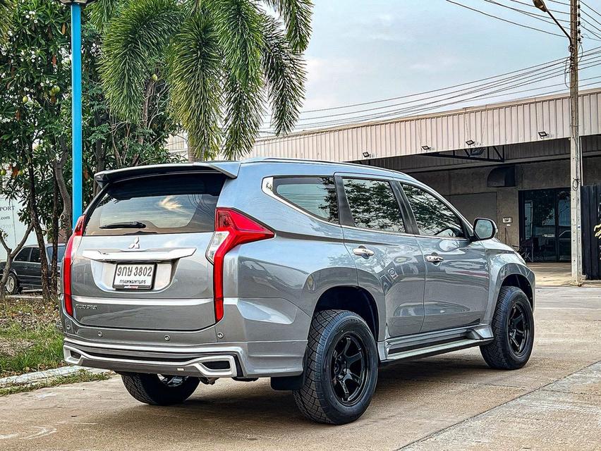 ขาย Mitsubishi Pajero 2.4GT ปี17