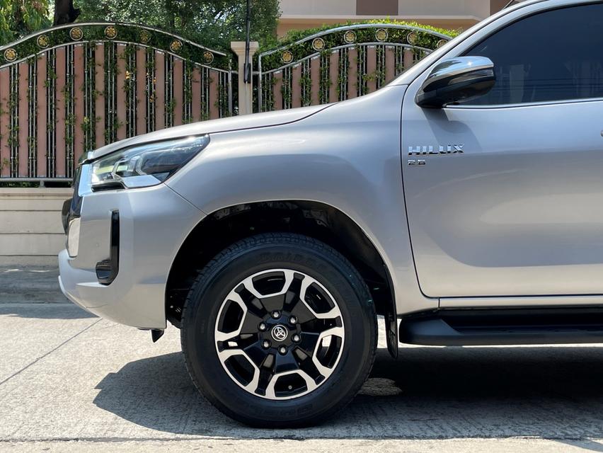 TOYOTA HILUX REVO DOUBLE CAB 2.8 HIGH 4WD ปี 2022 AUTO 4X4 สภาพนางฟ้า รูปที่ 6