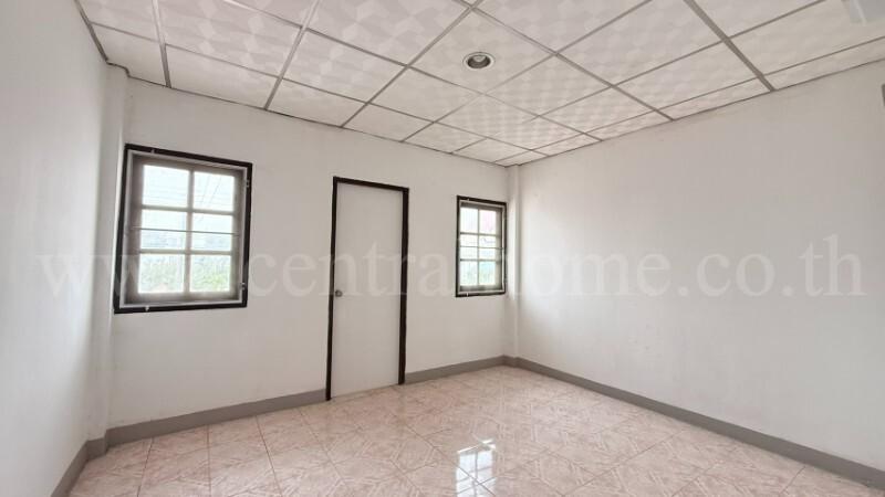 ทาวน์เฮ้าส์ ซอยร่วมสุข 4 - ไสวประชาราษฎร์ 25 ลำลูกกา คลอง 4 8