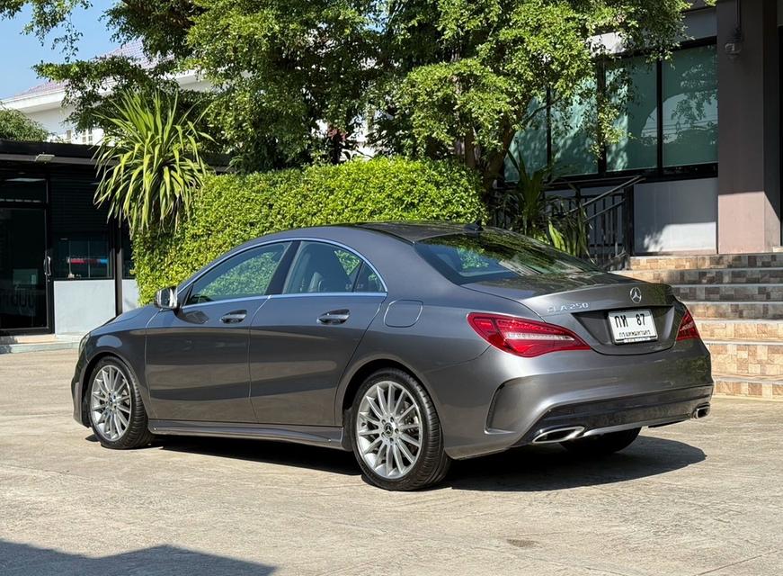 2019 BENZ CLA250 AMG FACELIFT รถมือเดียวออกป้ายแดง รถวิ่งน้อย รถไม่เคยมีอุบัติเหตุครับ 6