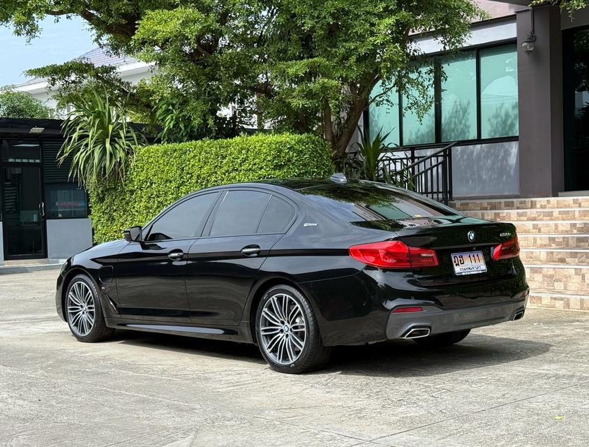 2018 BMW 530e MSPORT รถมือเดียวออกป้ายแดง รถวิ่งน้อยเพียง 80,000 กม เข้าศูนย์ตามระยะ รถไม่มีอุบัติเหตุครับ 6