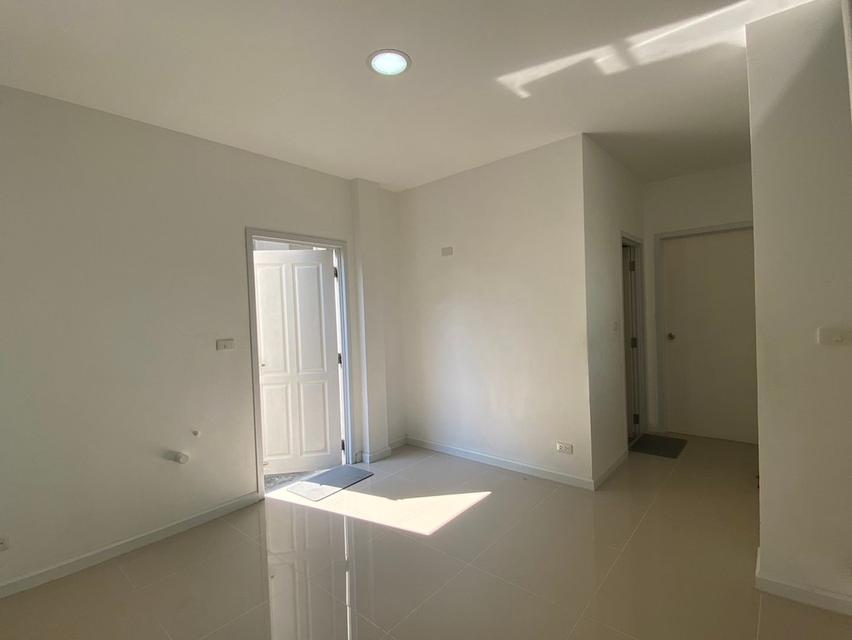 ขายถูกบ้านเดี่ยว 2 ชั้น มบ.คาซ่า วิลล์ วงแหวน-รามอินทรา Casa Ville Wongwaen-Ramintra ขนาด 50.2 ตรว. 3 นอน 3 น้ำ บ้านเปล่า  ใกล้Fashion Island 3