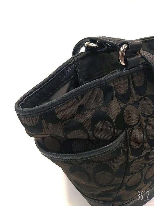 กระเป๋าสะพาย Coach ของแท้ 100% สีดำ 3