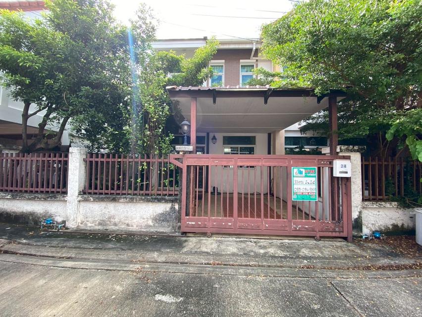 ขายทาวน์เฮ้าส์ 2 มือสอง หลังริม หมู่บ้านจิราวดี ซอยนนทบุรี 8 บ้านสภาพดี ทำเลดี พร้อมอยู่ ใสถานีรถไฟฟ้า MRT สถานีแยกนนทบุรี 1 รูปที่ 4