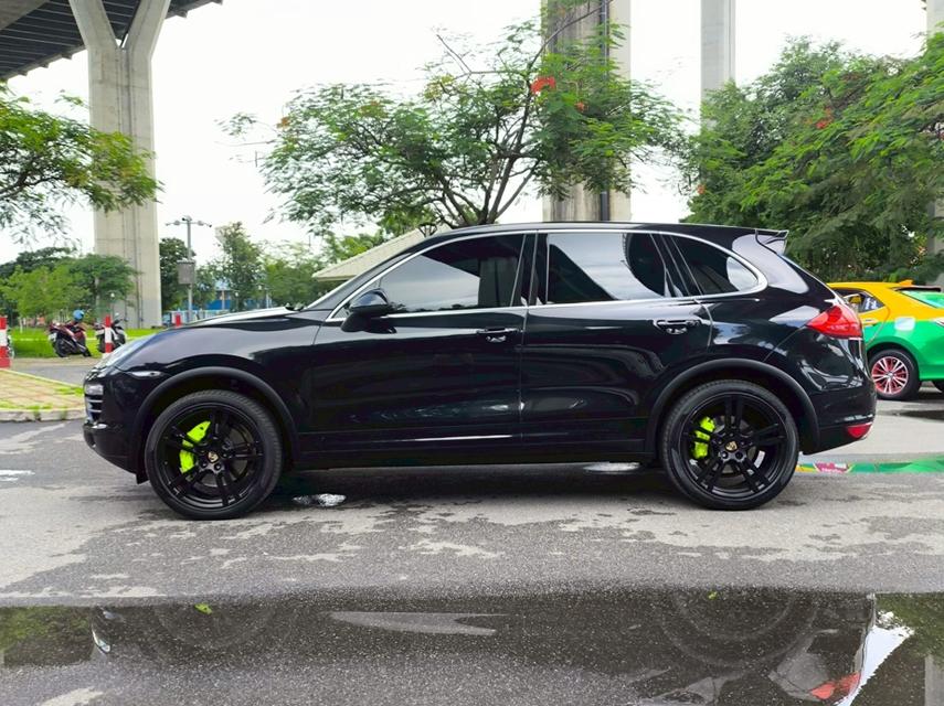 รถเข้าใหม่! PORSCHE Cayenne S 3.0 Hybrid ปี 2011 สีดำ 7