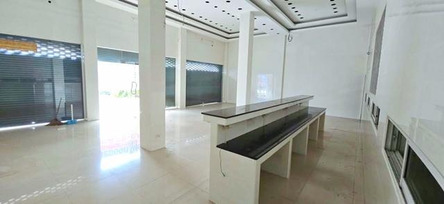 ไอคอนสยาม 1.9 กม. ให้เช่าอาคารพาณิชย์ 3 คูหา 4.5 ชั้น เดอะมอลล์ท่าพระ 5 นอน 5 น้ำ ทำเลดี เดินทางสะดวก มีผู้คนพลุกพล่าน เ 2