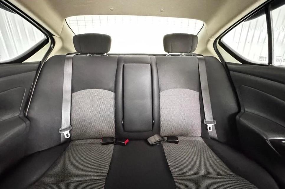 Nissan Almera 1.2 E Sportech เบนซิน เกียร์ออโต้  ปี2016 15