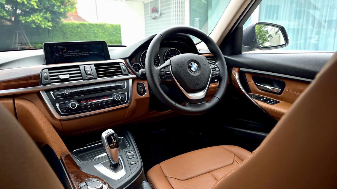 รหัสรถ WB36  Bmw 320d Msport look ปี 2013  5