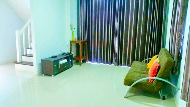 บ้านเดี่ยว 2 ชั้น 53 ตร.ว. รร.เทพพิทักษ์ 1.5 กม. ติดถนนบ้านกล้วย-ไทรน้อย 212 ตร.ม. เดอะเกรทไลฟ์ บางบัวทอง 2.8 กม.พร้อมเฟ 3