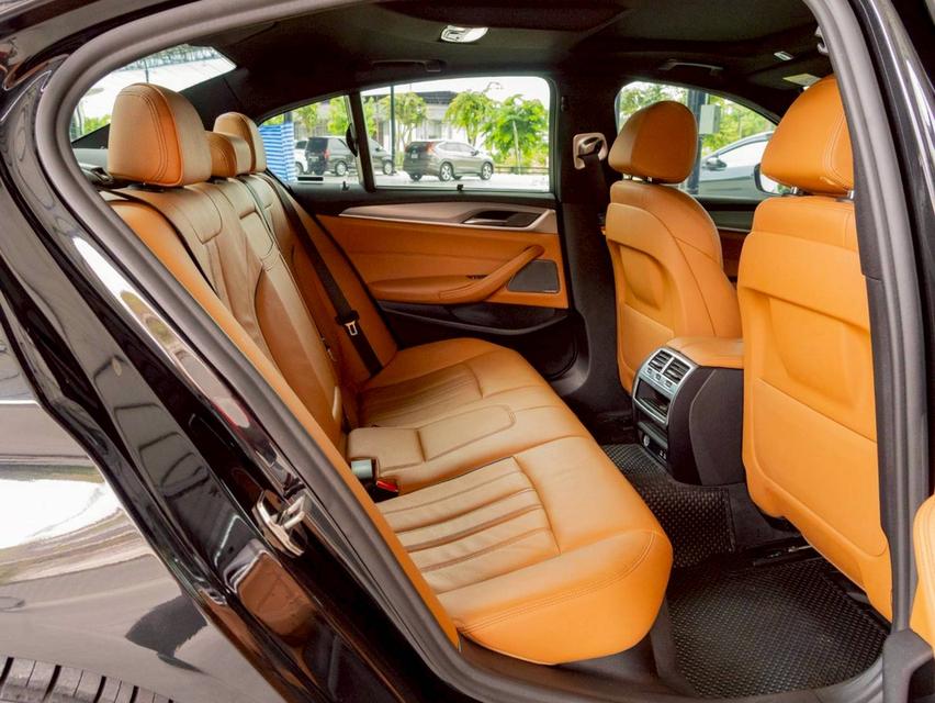 BMW 530e 2.0 M Sport Plug-in Hybrid ปี จด 2020 16