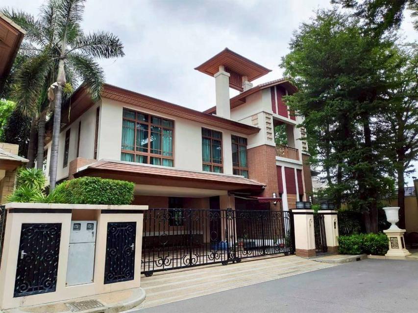 ให้เช่า บ้านเดี่ยว หมู่บ้านแสนสิริ​ สุขุมวิท ​67 450 ตรม 98 ตรว