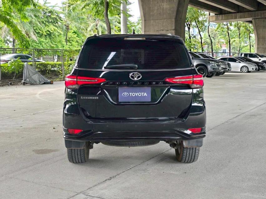 รหัสรถ WMT53 Fortuner 2.4 Legender ปี 2022  4