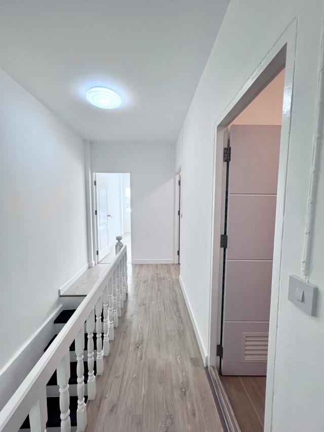 ทาวน์เฮ้าส์มือสอง ใกล้ตลาดเอซี รีโนเวทใหม่ทั้งหลัง 4