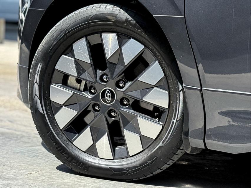รหัสรถ WRT9265 2021 HYUNDAI STARIA, 2.2 SEL 18
