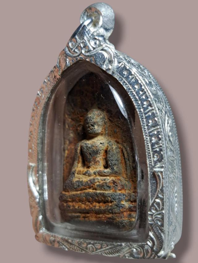 พระคงลำพูน 2