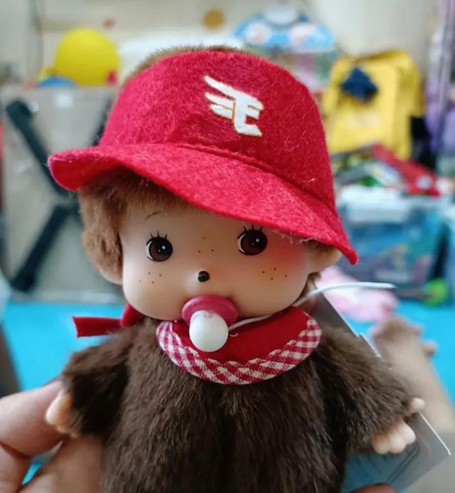 ส่งต่อพวงกุญแจ Monchhichi ปากดูดจุกนม 1