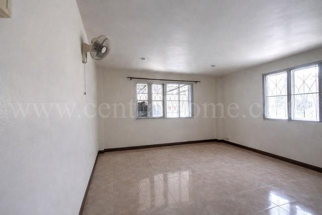 บ้านเดี่ยว 300 ตร.วา ธรรมสุธีร์ ปทุมธานี ติดตั้งโซลาเซลล์ ประหยัดไฟ พร้อมอยู่ 7