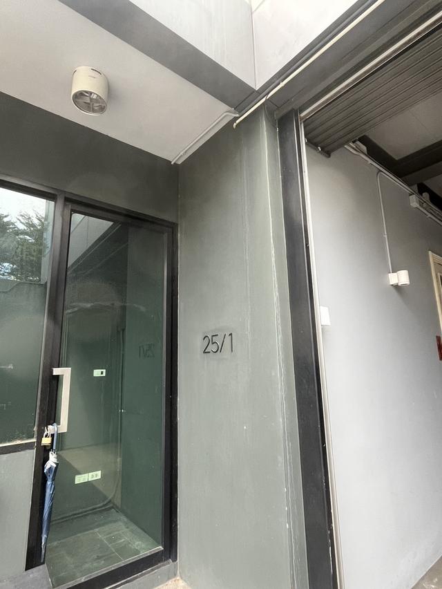 ให้เช่าอาคาร 5 ชั้น ย่านทองหล่อ 🏢 | อาคารขนาดใหญ่ พร้อมลิฟต์ และพื้นที่ใช้สอยกว่า 900 ตร.ม. 2