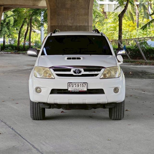 Toyota Fortuner 3.0 V Exclusive 4WD AT ปี 2007 รถสวย พร้อมใช้ 2