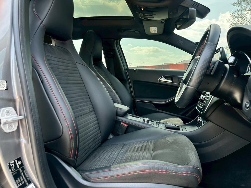 รหัสรถ PAT3860 Mercedes Benz GLA 250 AMG 2015 สีเทา 10