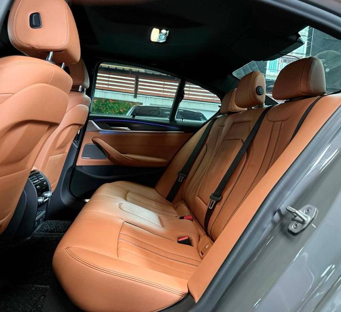 BMW 530e M Sport LCI (G30) ปี 2022ราคา 1,130,000 รูปที่ 7