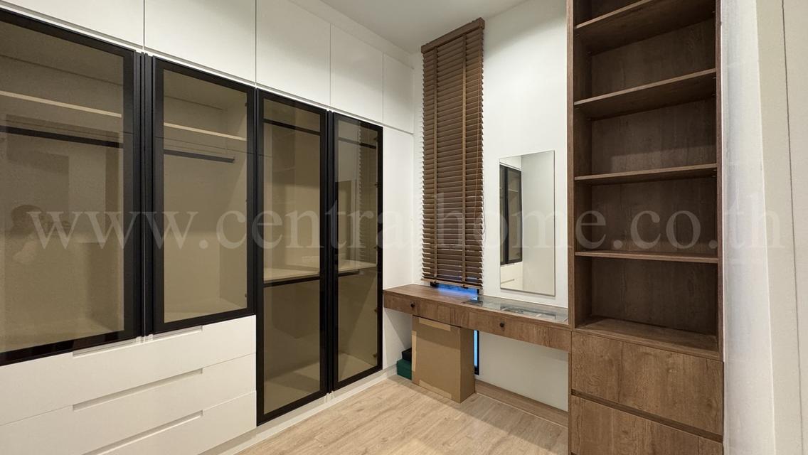 บ้านแฝด โคโม่ เบียงก้า บางนา หลังมุม ใกล้ เมกาบางนา 13