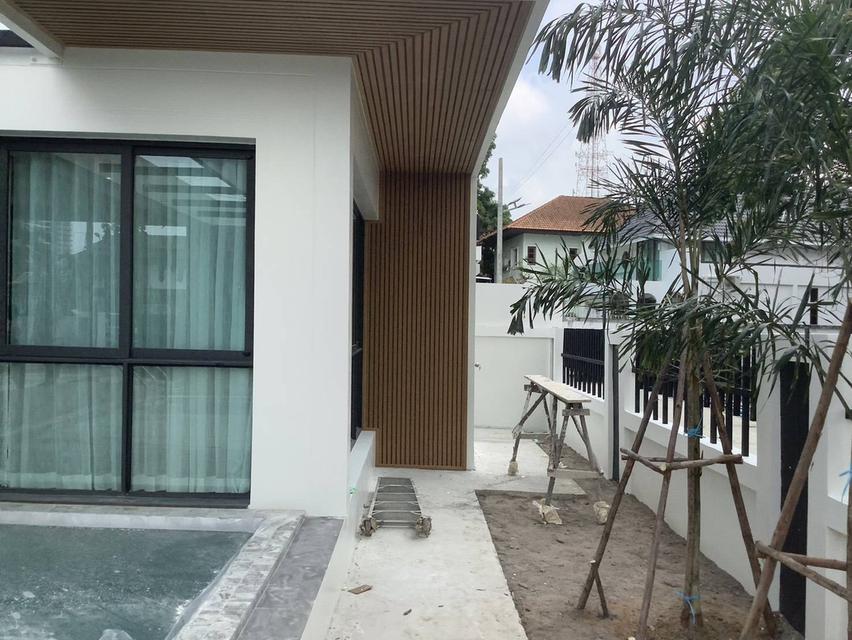 ขายบ้านพูลวิลล่าพัทยาสร้างใหม่2ชั้นพร้อมอยู่ 4 ห้องนอน 5 ห้องน้ำ ซอยชัยฤกษ์1 ใกล้ทะเลจอมเทียนเพียง 1.5 กม. มีเพียง3หลังเท่านั้น 4