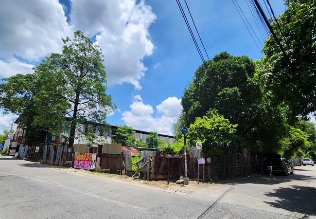 ขายที่ดิน ซอยนนทบุรี 20 บางกระสอ เมืองนนทบุรี เนื้อที่ 3 ไร่ ติดถนน 2 ด้าน