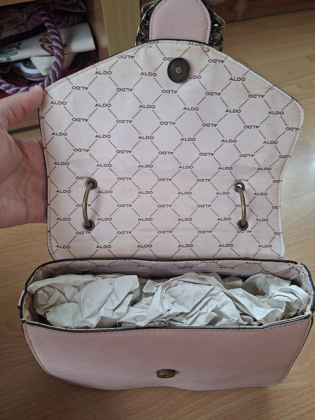 กระเป๋า ALDO ทรง Crossbody