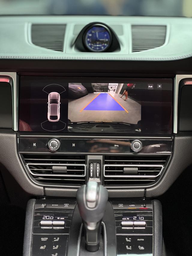 Porsche Macan 2.0 4wd 8