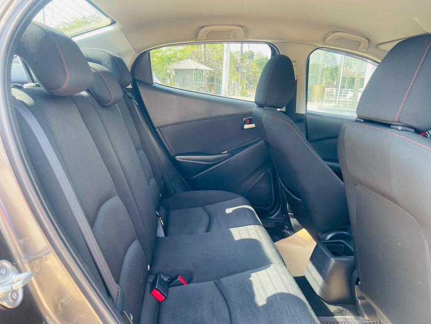 Mazda2 1.2 High AT 2015 รูปที่ 9