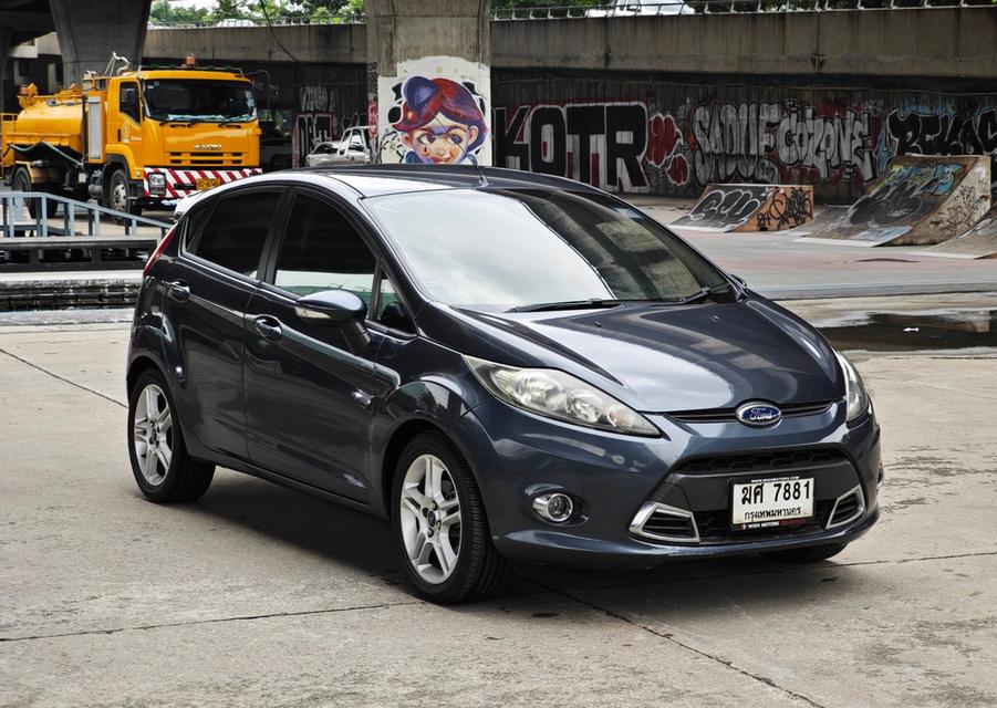 Ford Fiesta 1.5 Sport Hatchback Auto ปี 2012