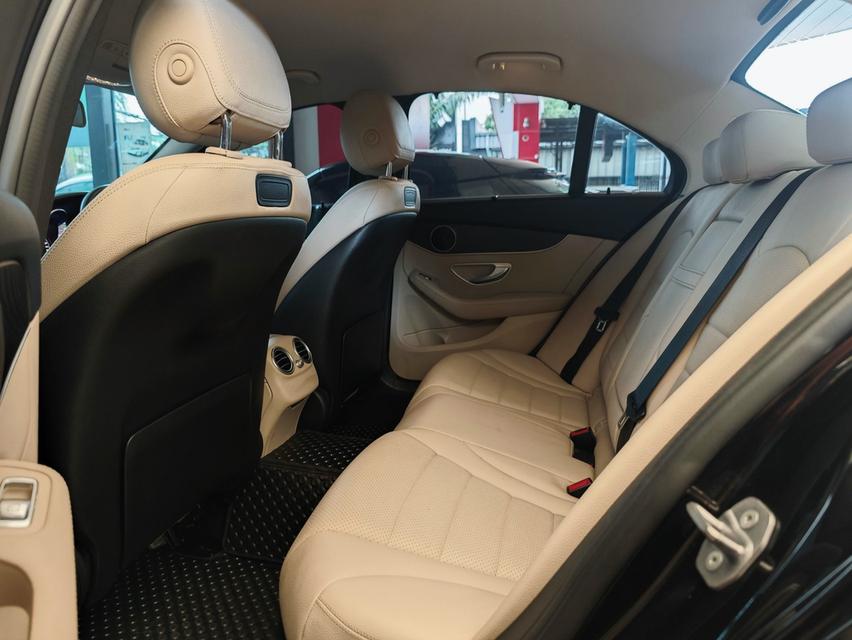 Mercedes Benz C350e W205 ปี 2017 / 2019 รูปที่ 11