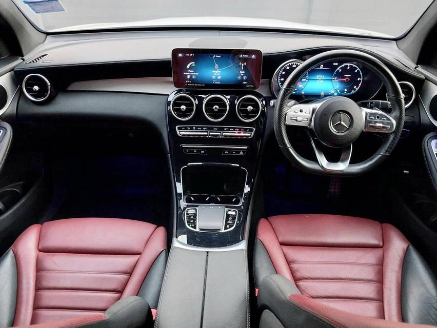 2023 Mercedes-Benz GLC 220d Coupe AMG | สีขาว เบาะแดง รูปที่ 10