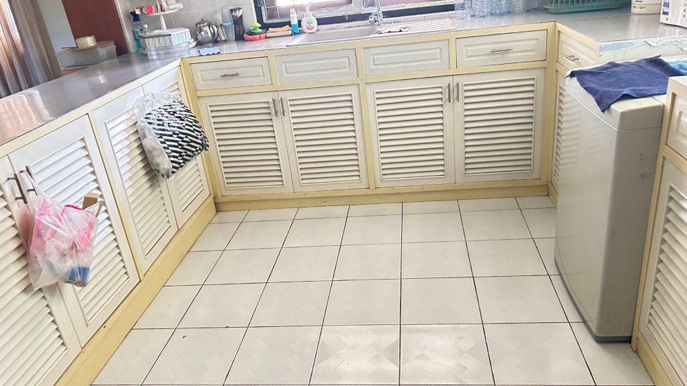 ขายบ้าน 2 ชั้น พร้อมที่ดินมีโฉนด 160 ตรว. เฟอร์นิเจอร์ครบ พร้อมเข้าอยู่ ใกล้แหล่งชุมชน หมู่ 2 ต.พิชัย ลำปาง 12