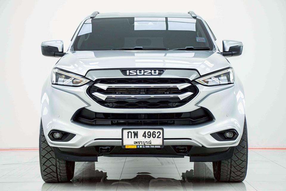 ð ISUZU MU-X 3.0 ULTIMATE 2WD AT āļāļĩ 2021 āļĢāļđāļāļĒāđāļāļĒāļāļĩāđ 2