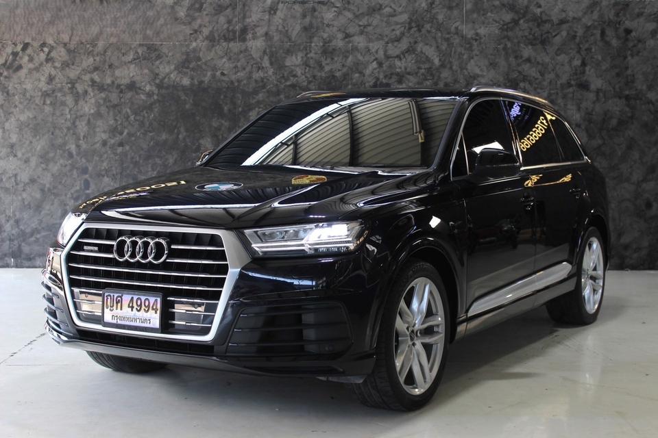 รหัสรถ JRS4994 พบกับรถเข้าใหม่ AUDI Q7 55 TFsi q S Line ปี 2018 สีดำ ดุๆ