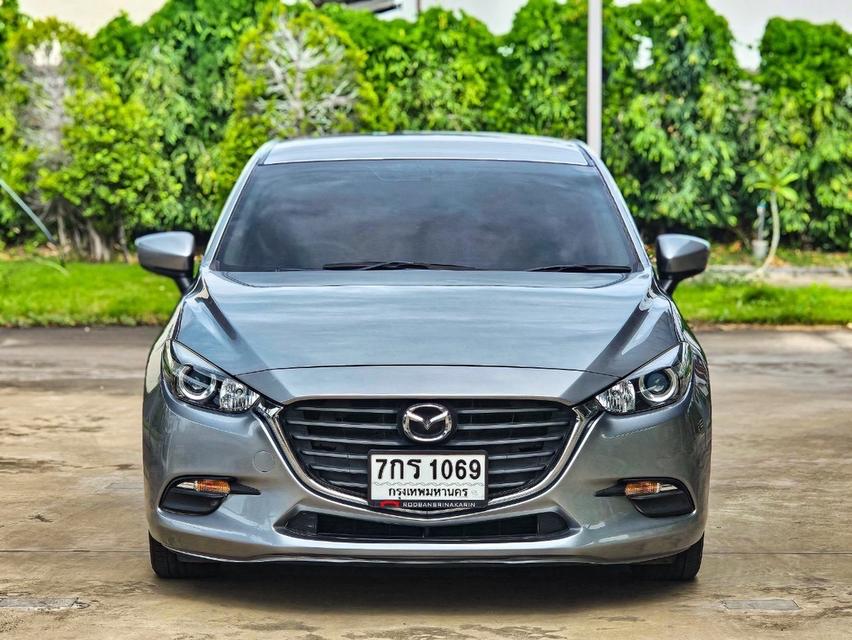 Mazda3 3