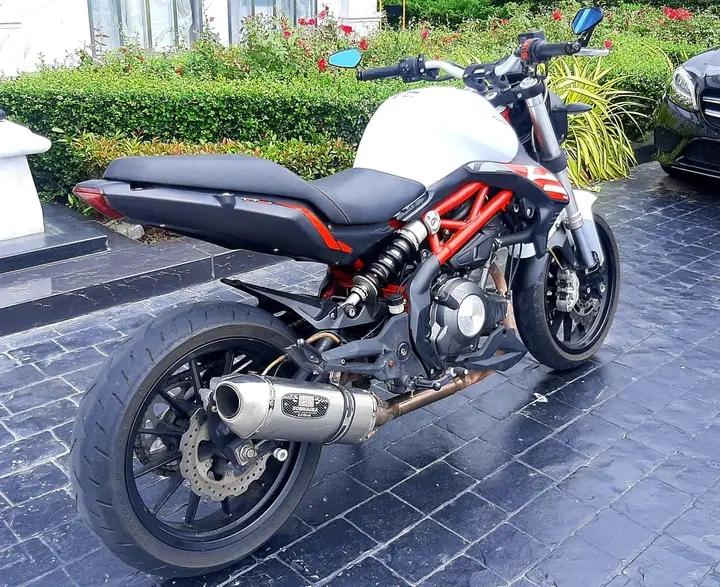 มอเตอร์ไซค์สภาพนางฟ้า Benelli TNT 300 8