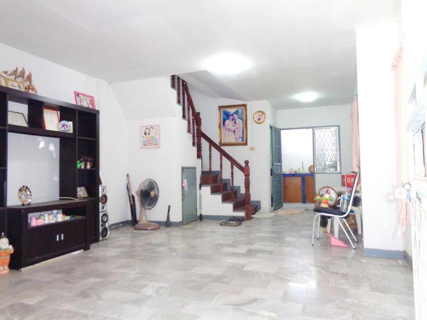 🚩 ทาวน์เฮ้าส์หลังริม 22 ตารางวา หมู่บ้าน เคซี รามอินทรา 1 ซอยหทัยราษฎร์ 39 มีนบุรี 9