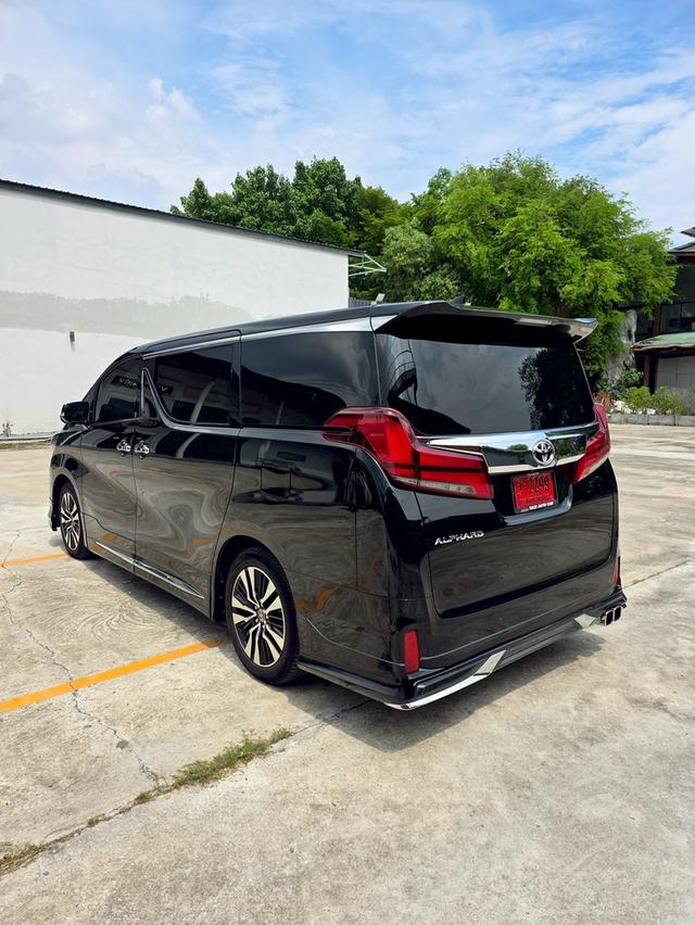 Toyota ALPHARD 2.5SC PACKAGE สีดำ ปี 2023 ไมล์ 28,000 กม. รูปที่ 4
