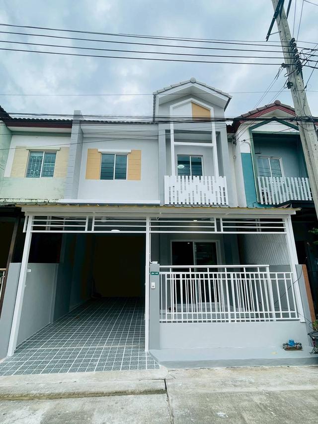 หมู่บ้านไลโอ