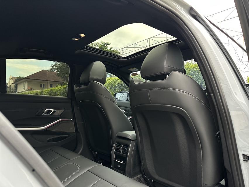 Bmw Serie330e M Sport 12